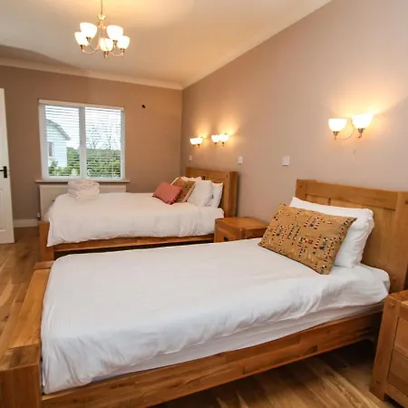 Ballymac 3 *