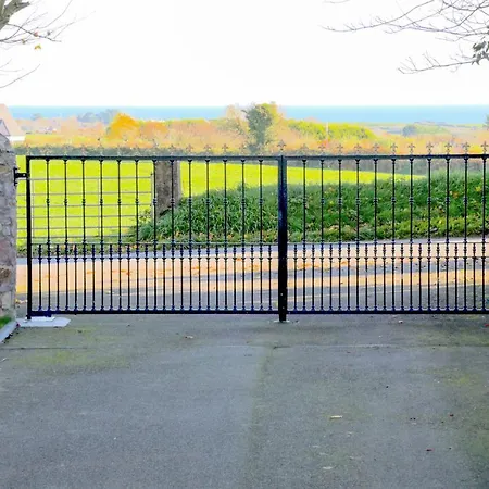 Ballymac 3 Holiday home *